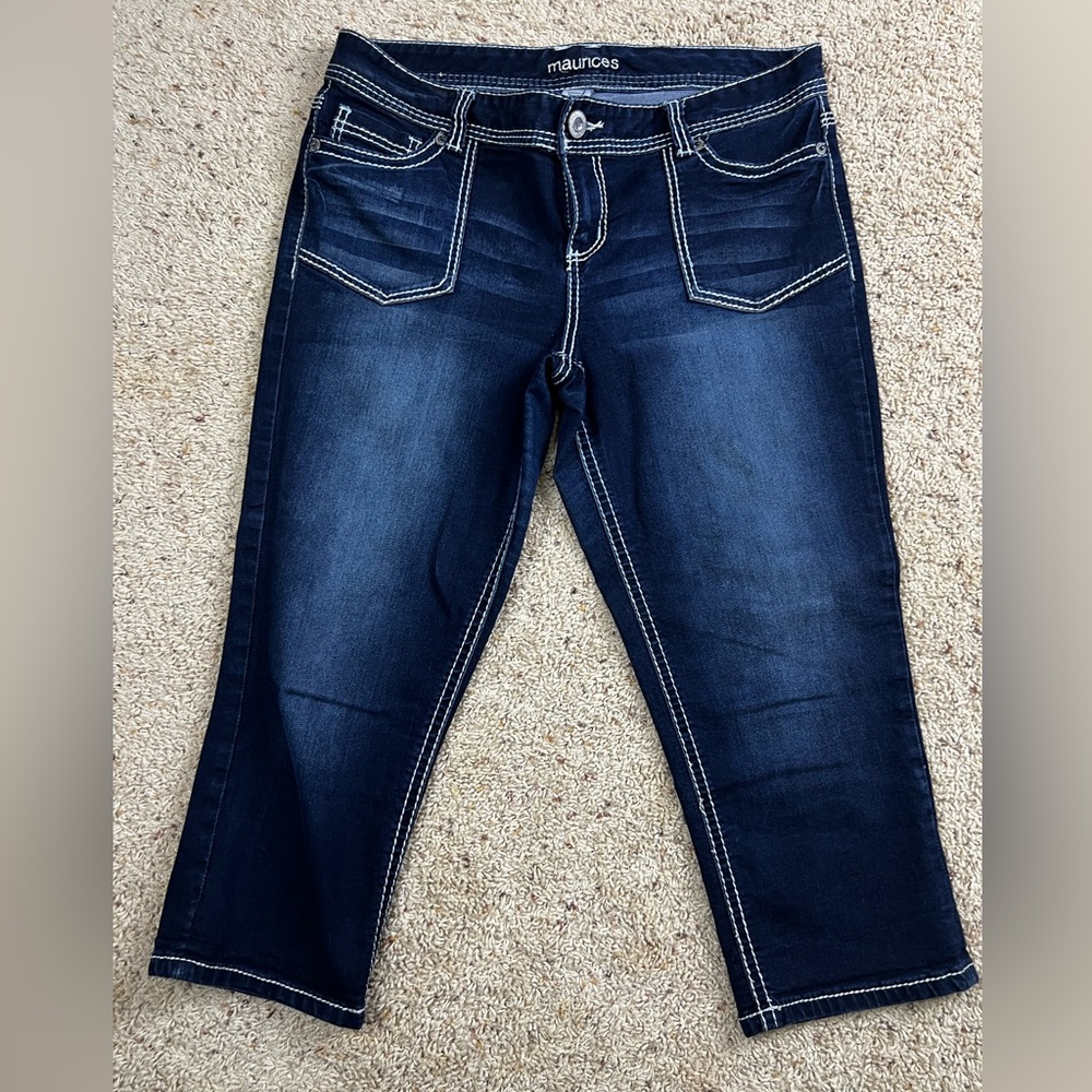 Maurice’s Dark Wash Capri with White Stitching